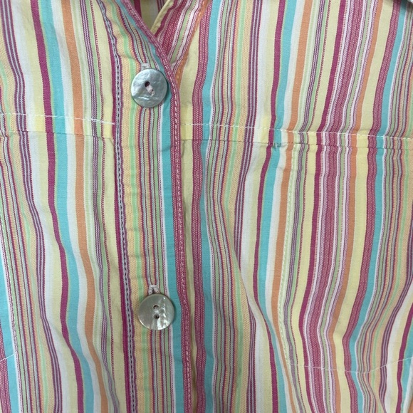Chicos cotton blend button down in very warm colors. So soft, with zip pockets. - Picture 4 of 5